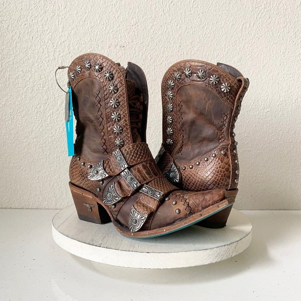 NEW SHOWDOWN Lane Boots Brown Snakeskin Cowboy Boots Western Brownbelly Size 7.5